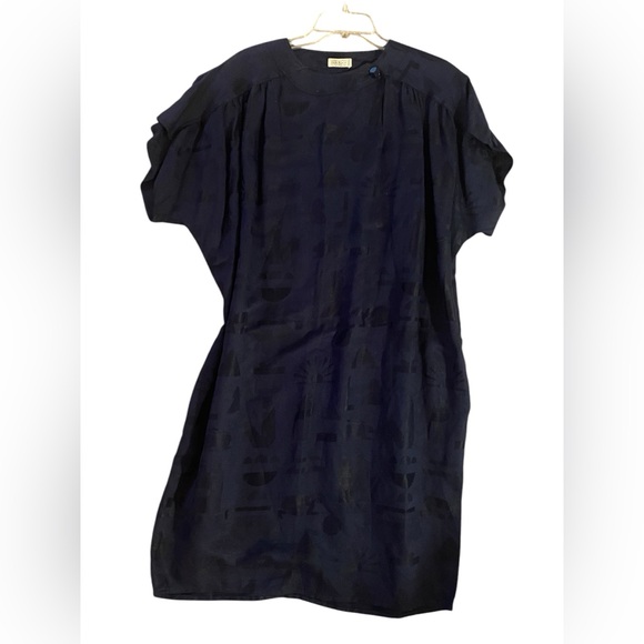 enrico coveri Dresses & Skirts - VTG ENRICO COVERI Navy Blue Geometric Pattern Short Sleeve Lightweight Dress